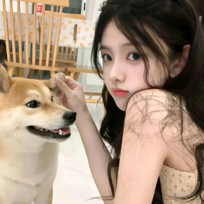 蒙娜丽莎与血月